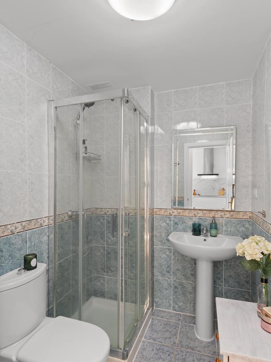 2 soveværelse Penthouse til salg i Torrequebrada med swimmingpool garage - € 399.000 (Ref: 9948062)