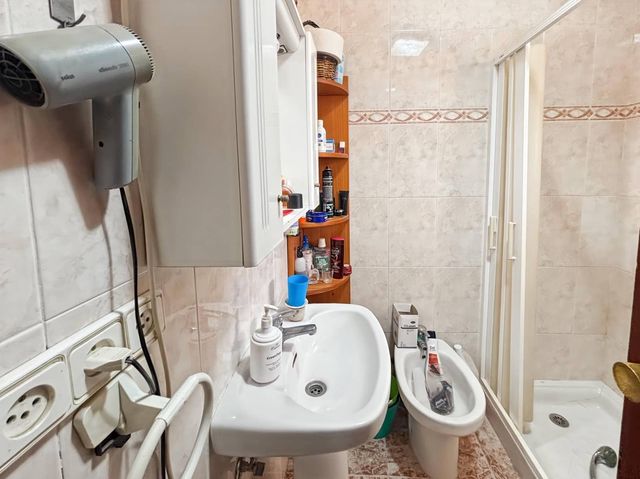 2 sovrum Kommersiell att hyra i La Romana - 2 000 € (Ref: 10111994)