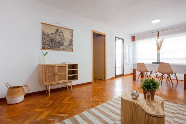 4 sovrum Lägenhet till salu i Ensanche - Diputacion, Alicante stad med garage - 380 000 € (Ref: 10111995)