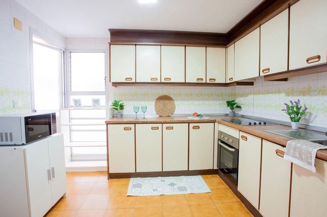 4 sovrum Lägenhet till salu i Ensanche - Diputacion, Alicante stad med garage - 380 000 € (Ref: 10111995)