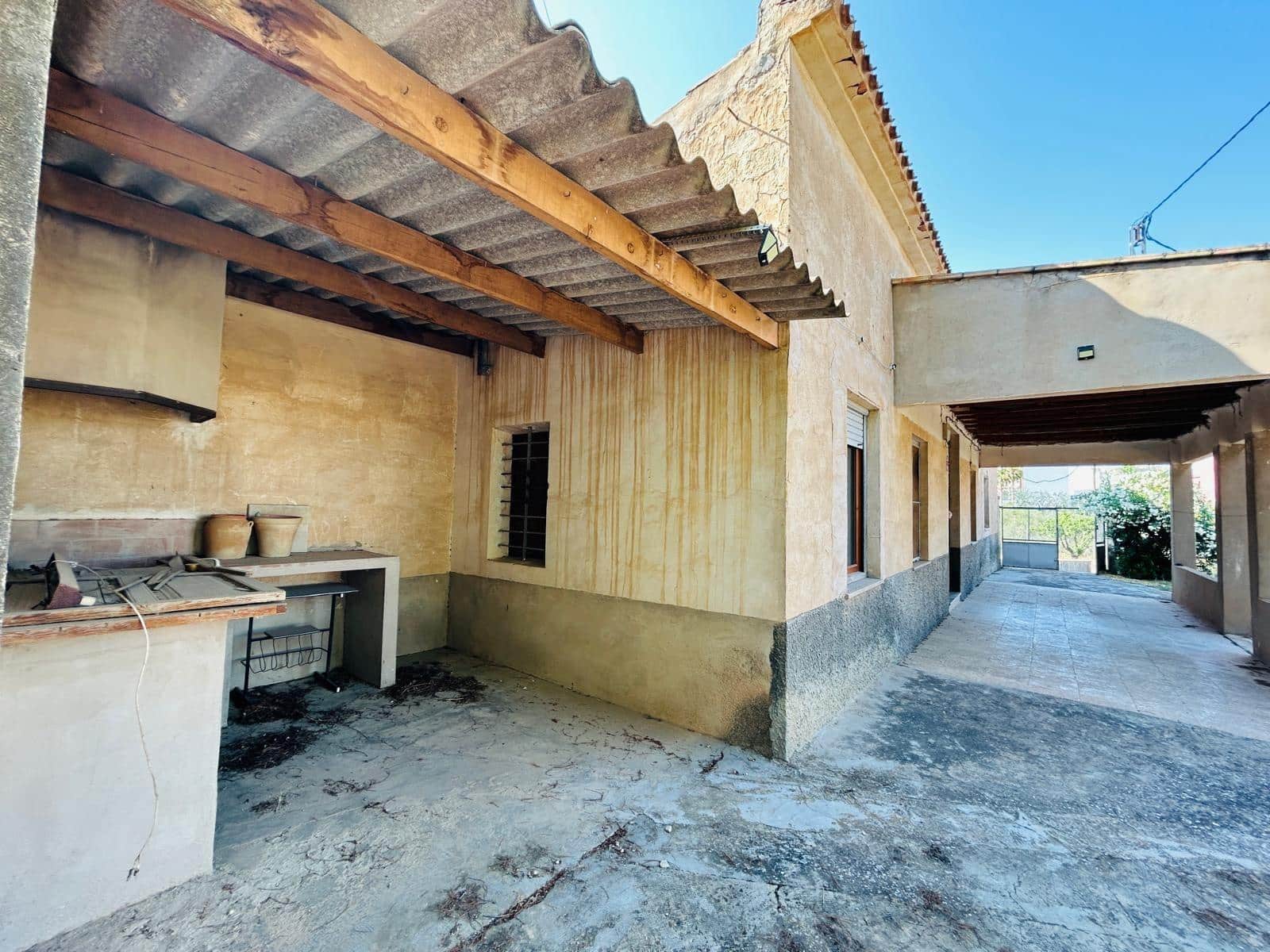 4 bedroom Villa for sale in Monovar / Monover - € 133,000 (Ref: 10111997)