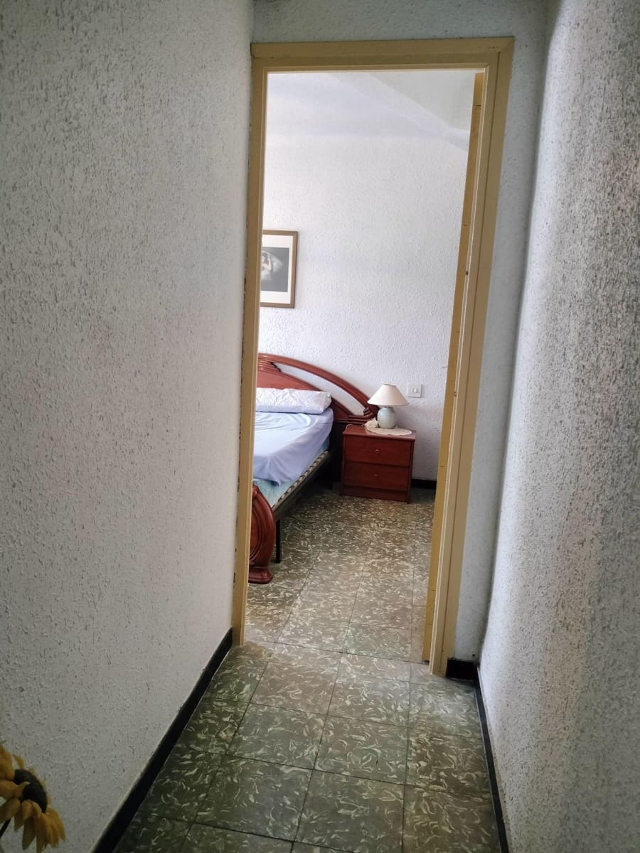 2 Zimmer Wohnung zu verkaufen in Alicante / Alacant Stadt - 155.000 € (Ref: 10111998)