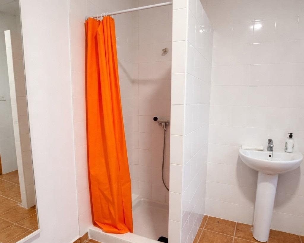 Bedrijf te koop in Catral met garage - € 390.000 (Ref: 10112003)
