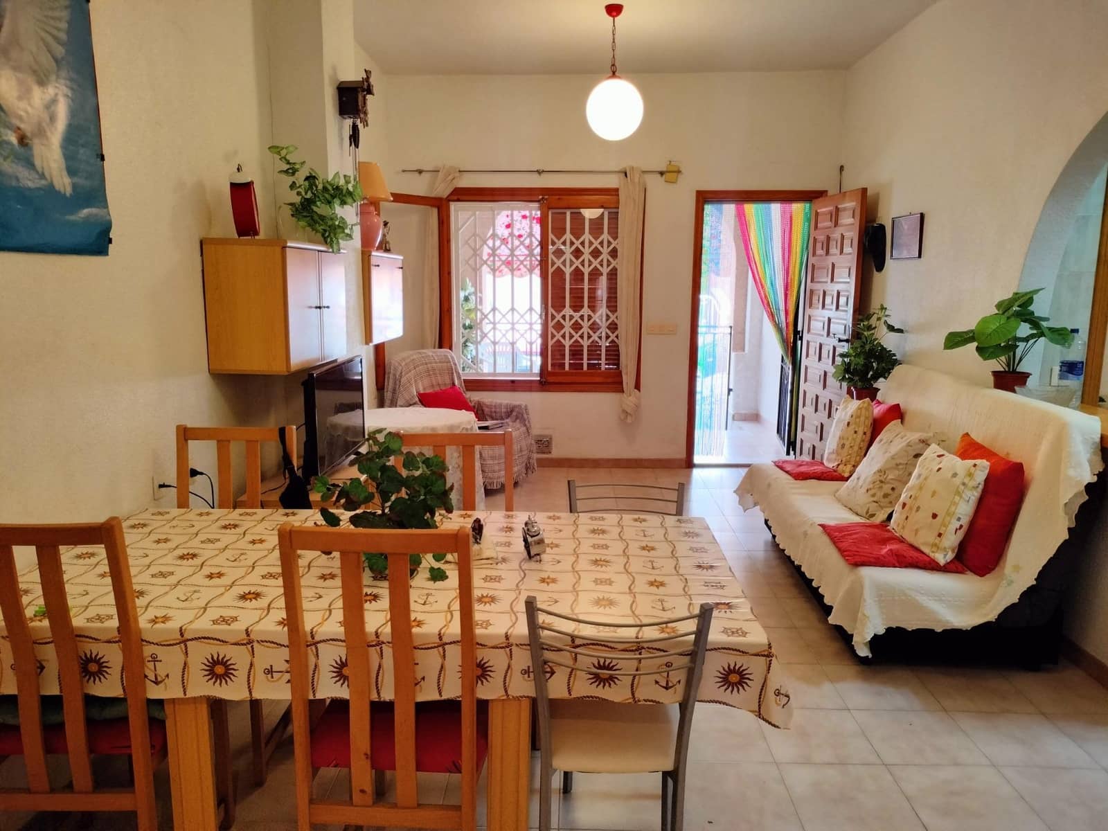 2 bedroom Beach Apartment for sale in Torrevieja - € 170,000 (Ref: 10112004)