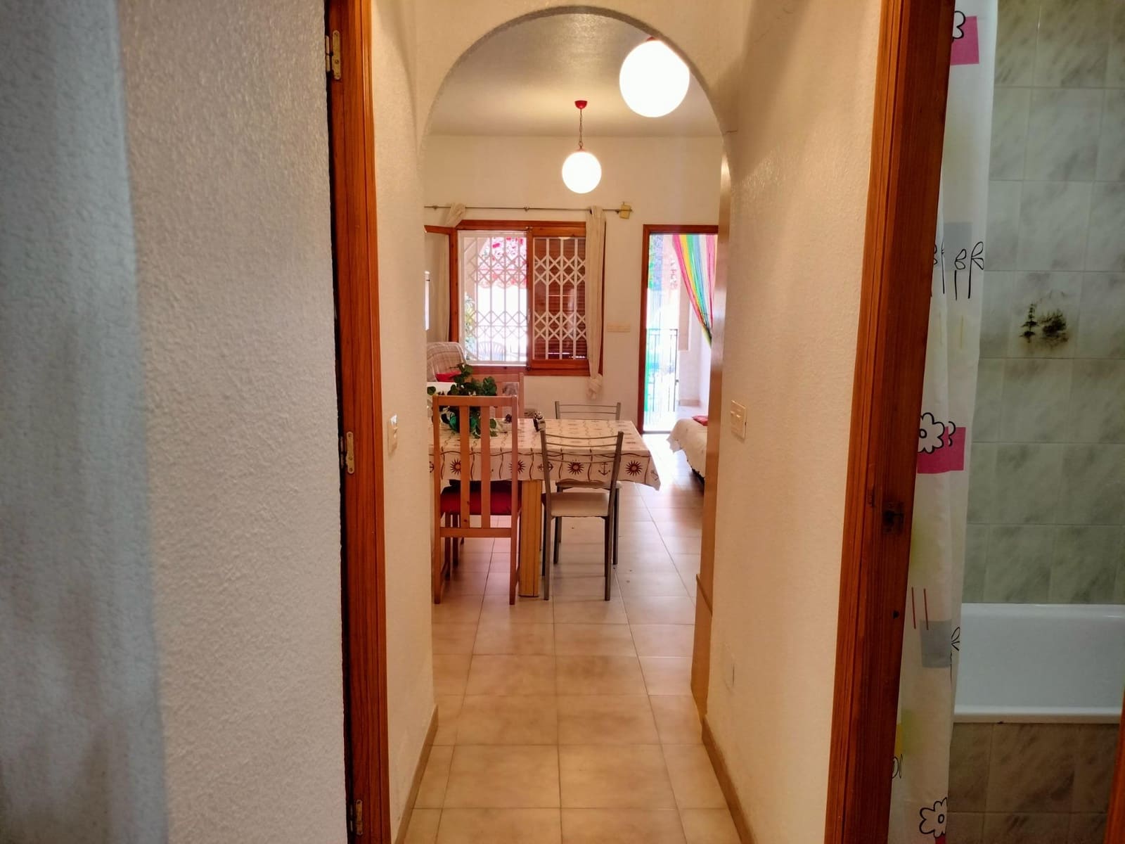 2 bedroom Beach Apartment for sale in Torrevieja - € 170,000 (Ref: 10112004)
