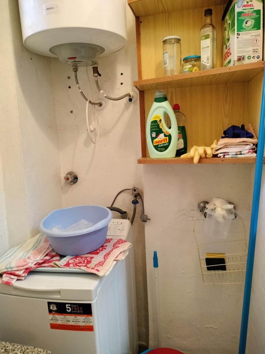2 bedroom Beach Apartment for sale in Torrevieja - € 170,000 (Ref: 10112004)