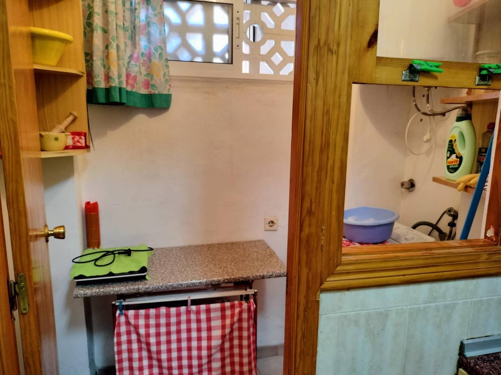 2 bedroom Beach Apartment for sale in Torrevieja - € 170,000 (Ref: 10112004)