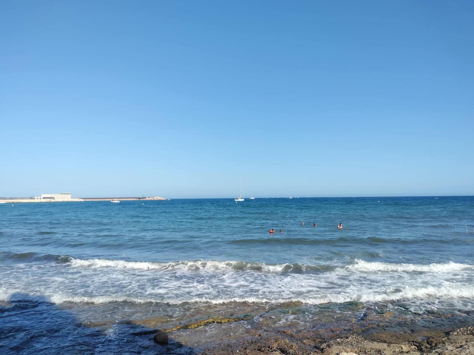 2 bedroom Beach Apartment for sale in Torrevieja - € 170,000 (Ref: 10112004)