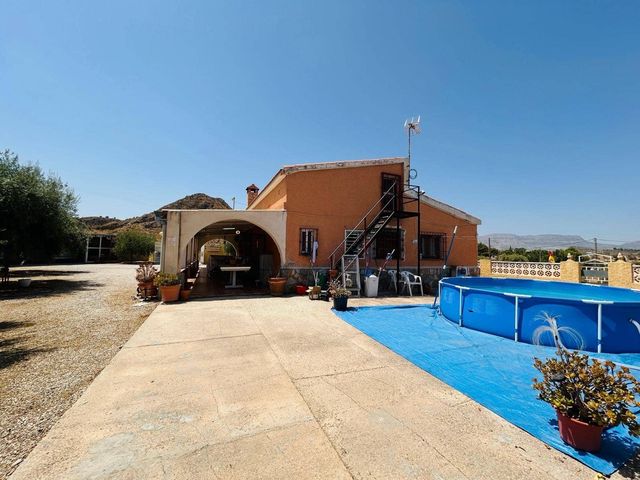 5 soveværelse Villa til salg i San Vicente / Sant Vicent del Raspeig med swimmingpool garage - € 489.000 (Ref: 10112005)