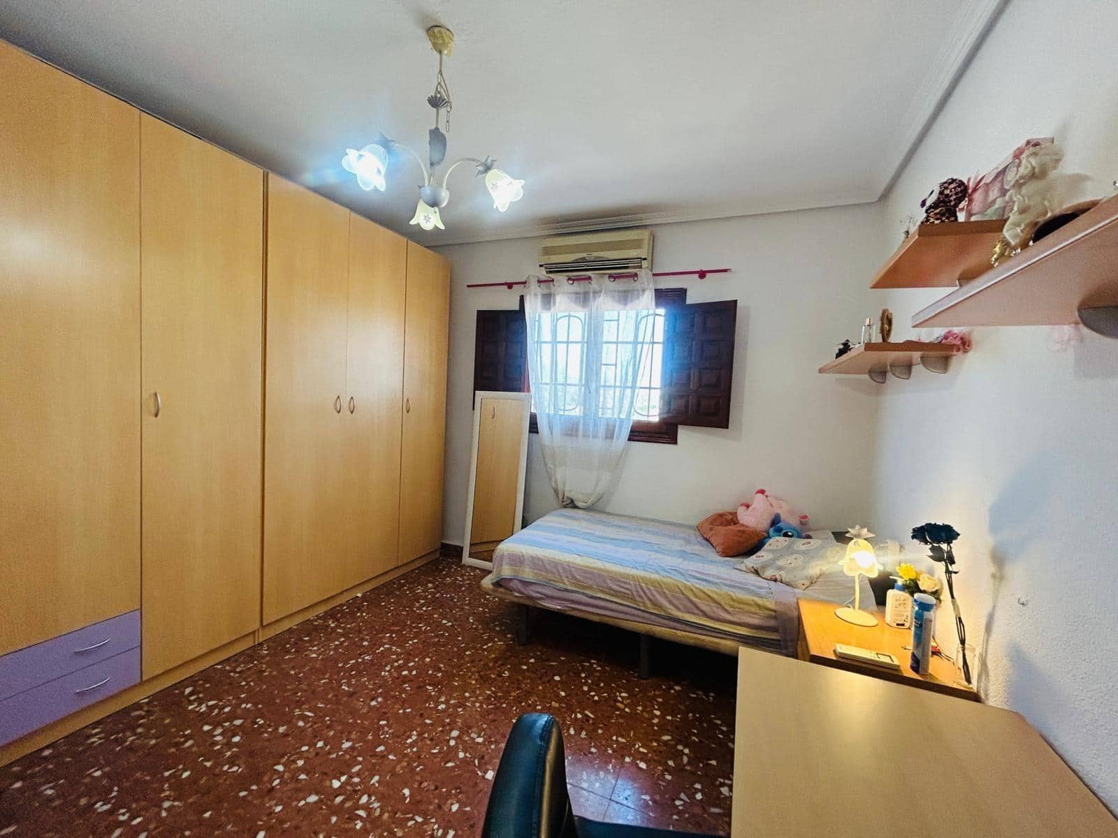 5 soveværelse Villa til salg i San Vicente / Sant Vicent del Raspeig med swimmingpool garage - € 489.000 (Ref: 10112005)