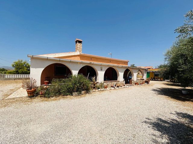5 soveværelse Villa til salg i San Vicente / Sant Vicent del Raspeig med swimmingpool garage - € 489.000 (Ref: 10112005)