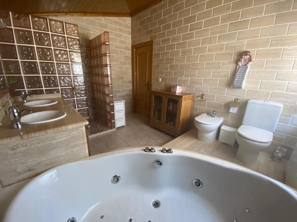 7 slaapkamer Finca/Landhuis te koop in Monovar / Monover met zwembad garage - € 629.000 (Ref: 10112008)
