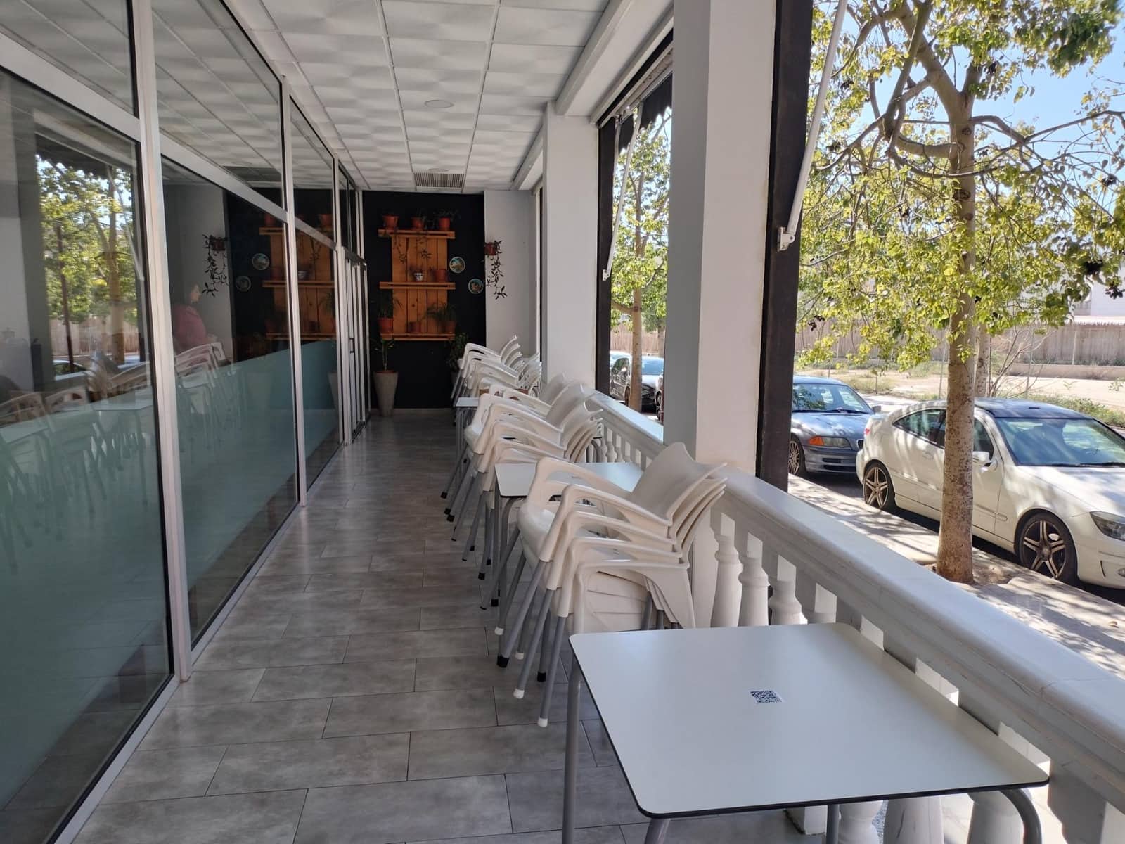 1 bedroom Commercial for rent in Alicante / Alacant city - € 850 (Ref: 10112010)