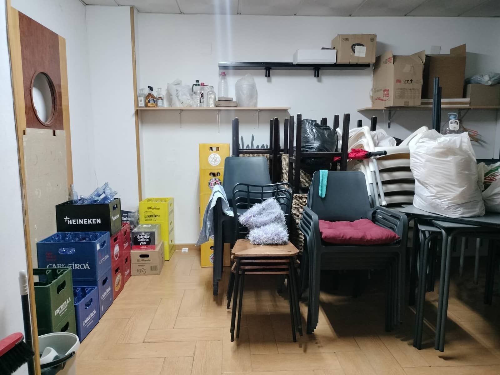 1 bedroom Commercial for rent in Alicante / Alacant city - € 850 (Ref: 10112010)
