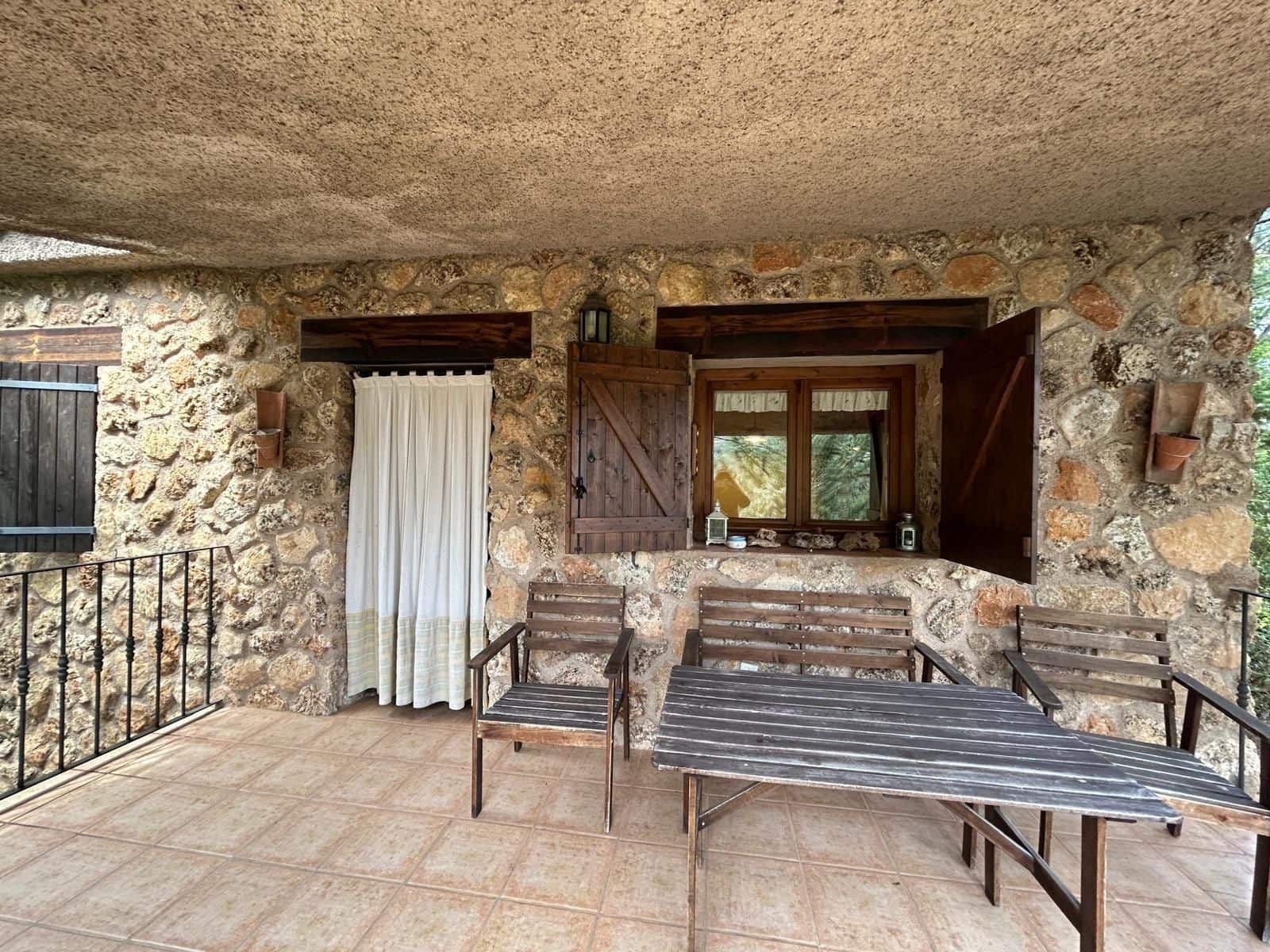 3 bedroom Finca/Country House for sale in Riopar - € 220,000 (Ref: 10112012)