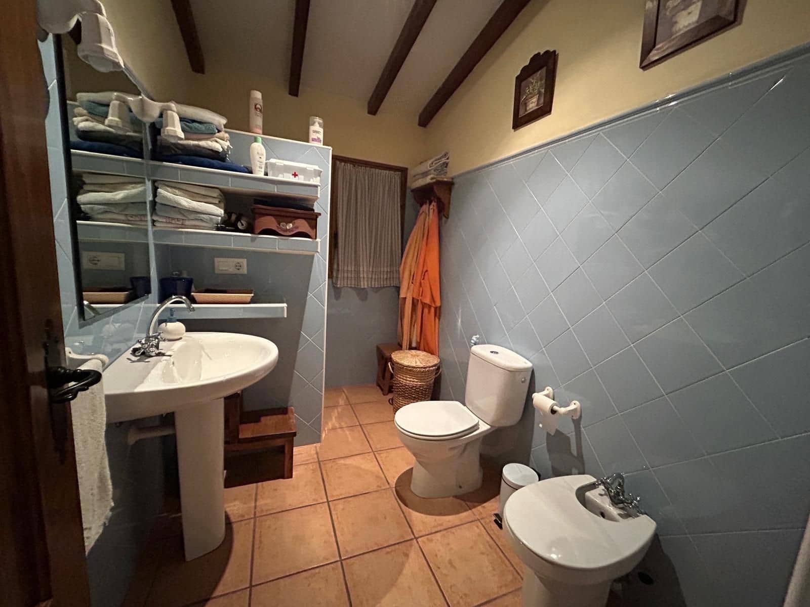 3 bedroom Finca/Country House for sale in Riopar - € 220,000 (Ref: 10112012)