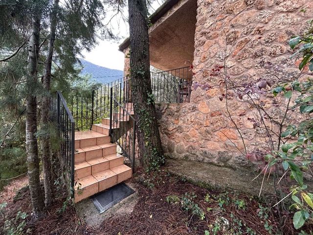 3 bedroom Finca/Country House for sale in Riópar - € 220,000 (Ref: 10112012)