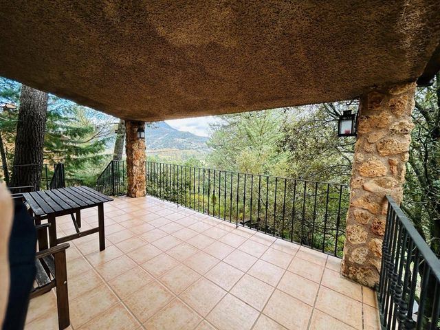 3 bedroom Finca/Country House for sale in Riópar - € 220,000 (Ref: 10112012)