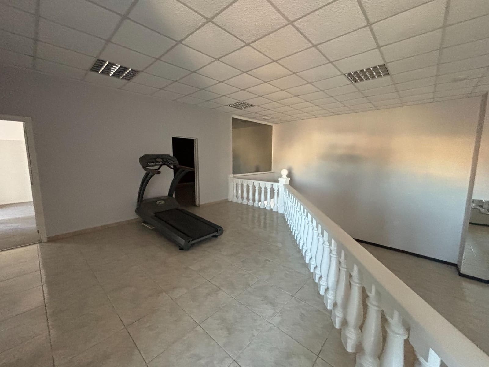 4 soveværelse Erhverv til salg i Ciudad Quesada - € 750.000 (Ref: 10112013)