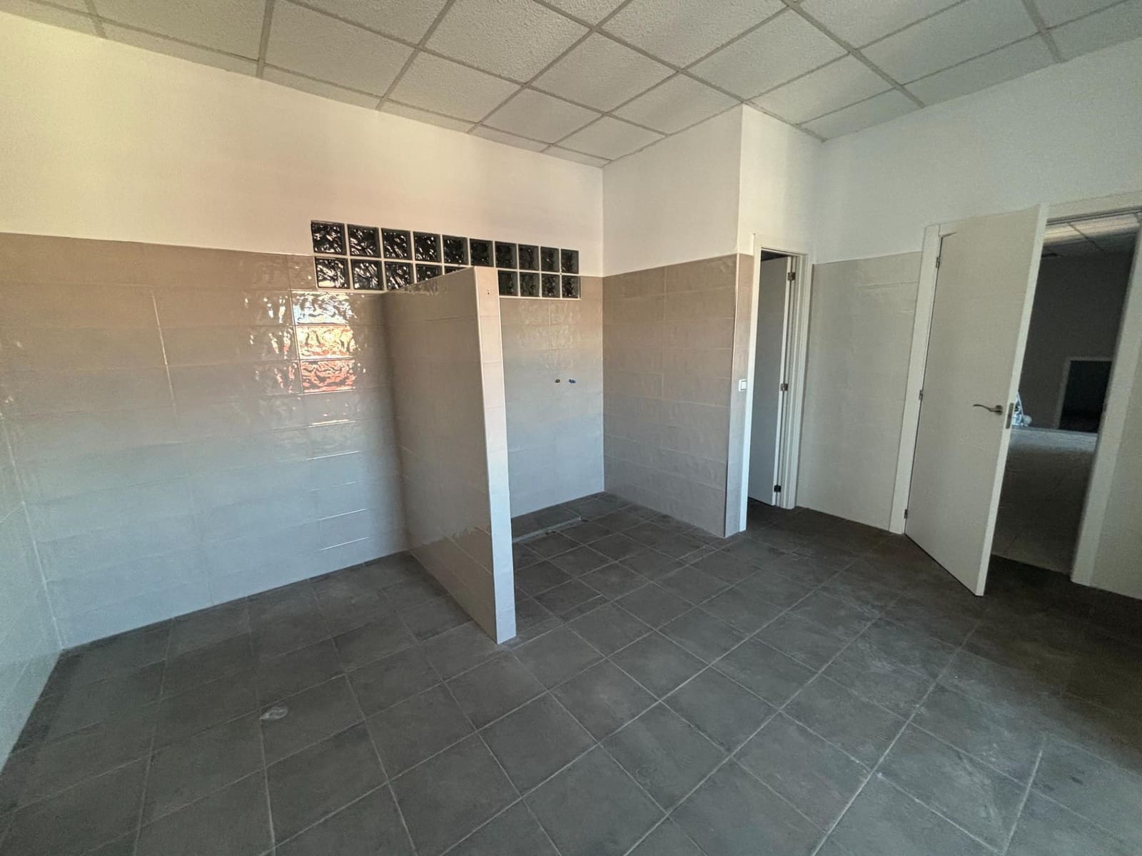 4 soveværelse Erhverv til salg i Ciudad Quesada - € 750.000 (Ref: 10112013)