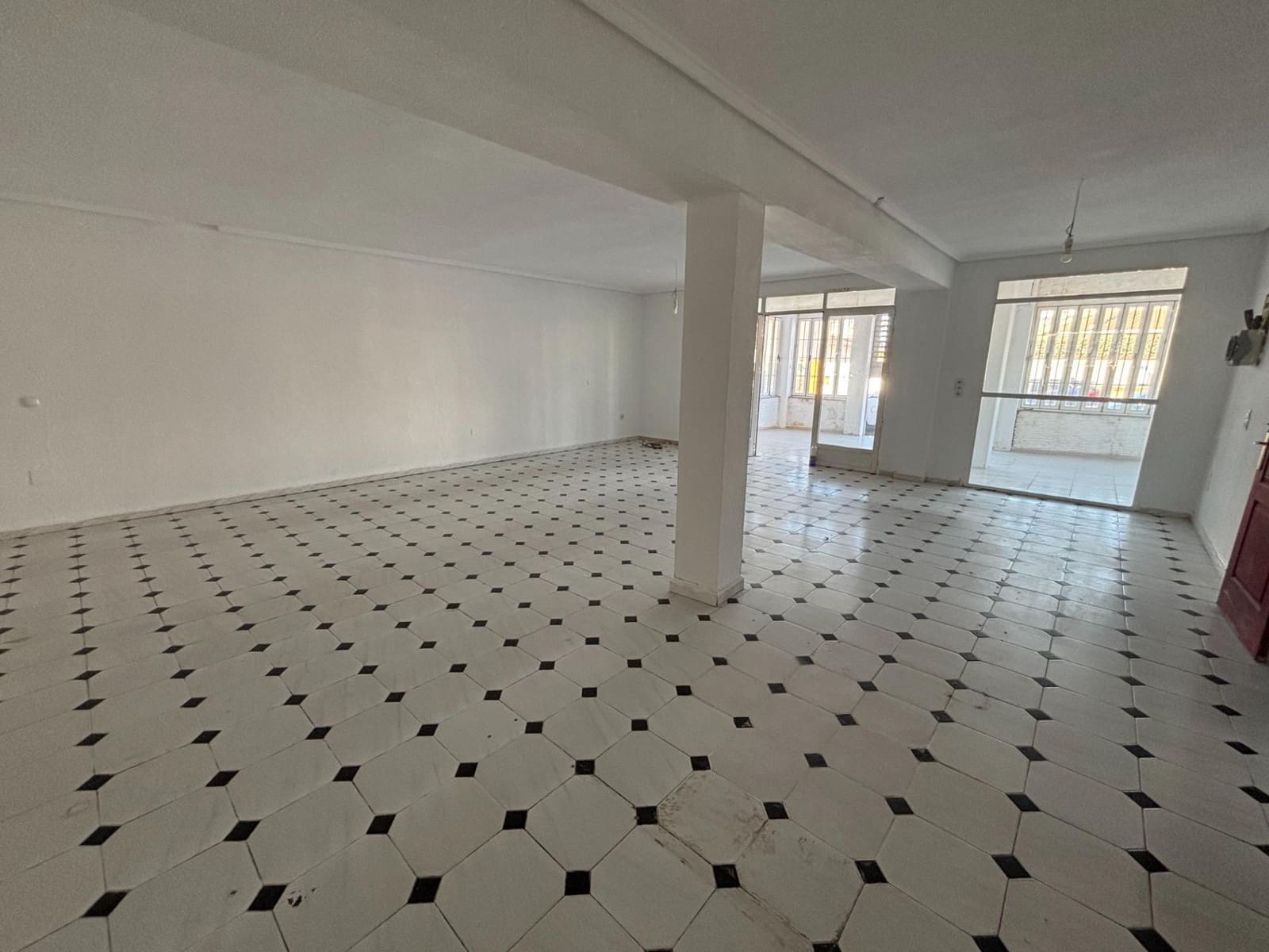 4 soveværelse Erhverv til salg i Ciudad Quesada - € 750.000 (Ref: 10112013)