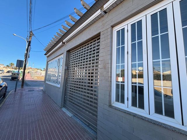 4 bedroom Commercial for sale in Ciudad Quesada, Rojales - € 750,000 (Ref: 10112013)