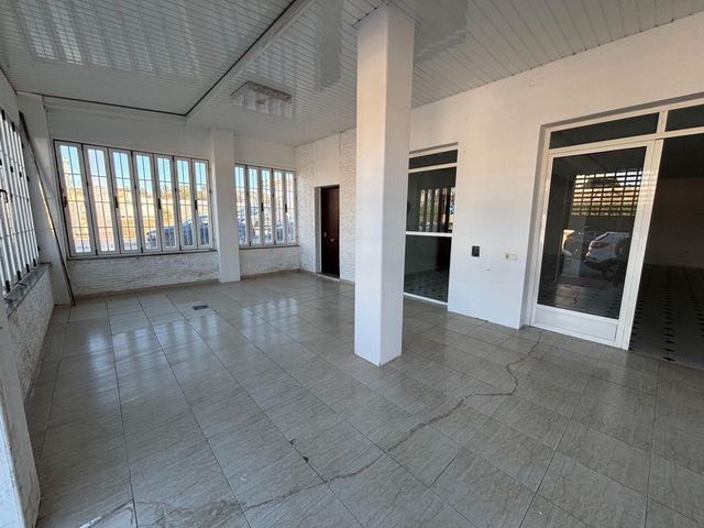 4 bedroom Commercial for sale in Ciudad Quesada, Rojales - € 750,000 (Ref: 10112013)
