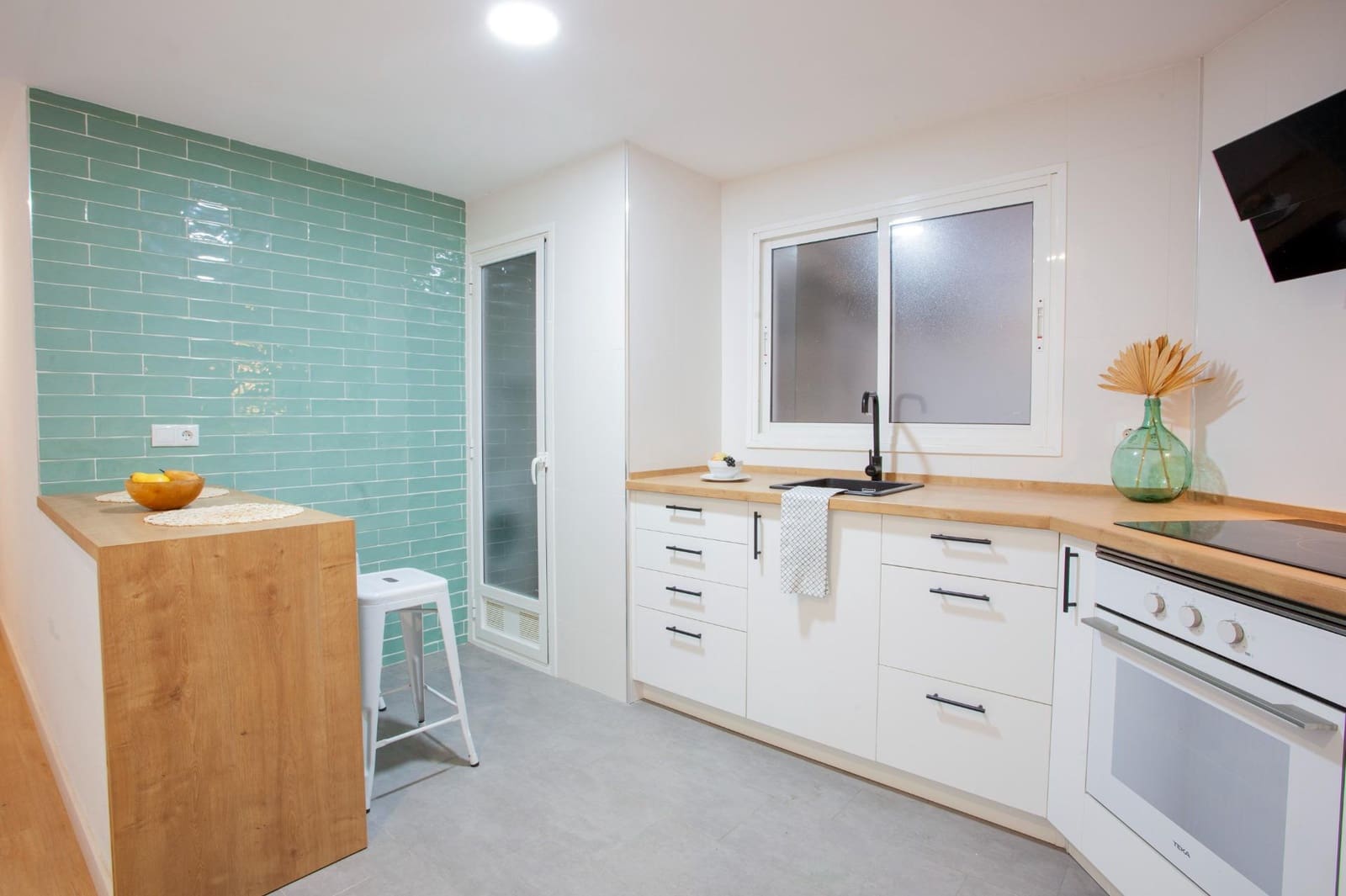 Piso de 4 habitaciones en Alicante / Alacant ciudad en venta - 262.000 € (Ref: 10136088)