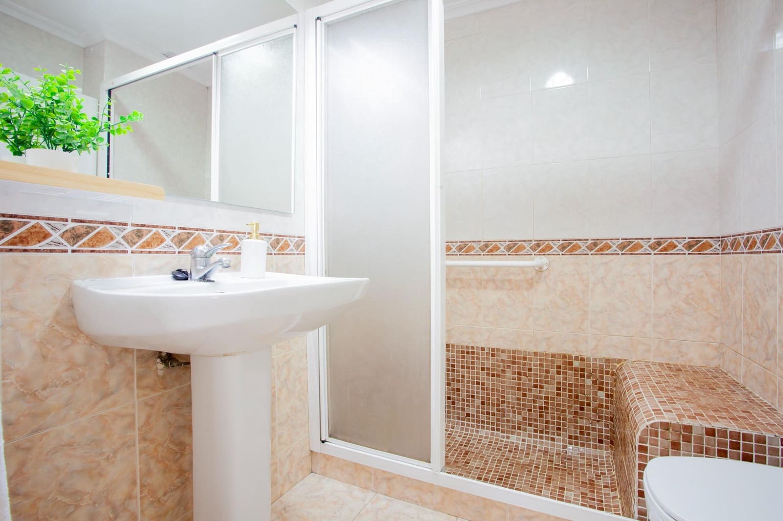 Piso de 4 habitaciones en Alicante / Alacant ciudad en venta - 262.000 € (Ref: 10136088)