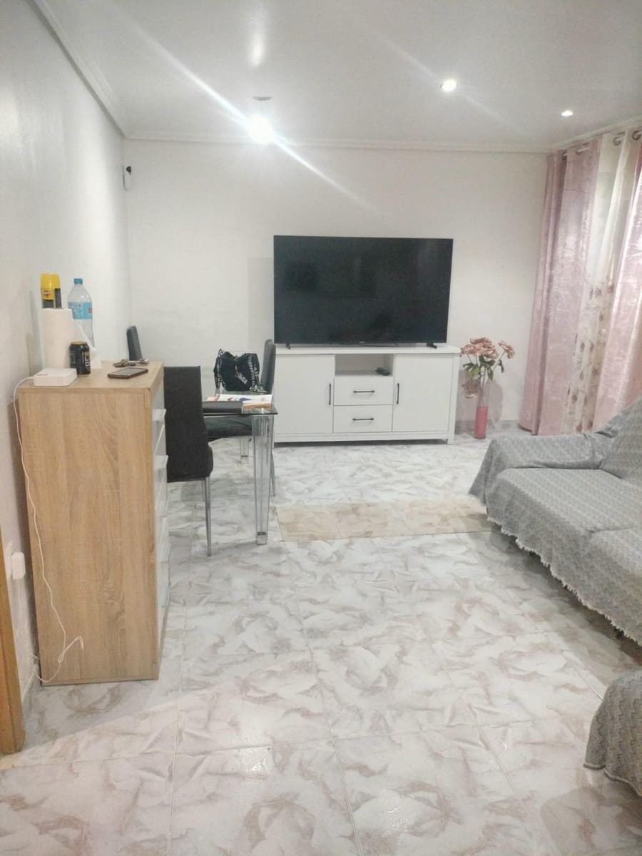 2 soverom Leilighet til salgs i Alicante by - € 84 000 (Ref: 10139739)