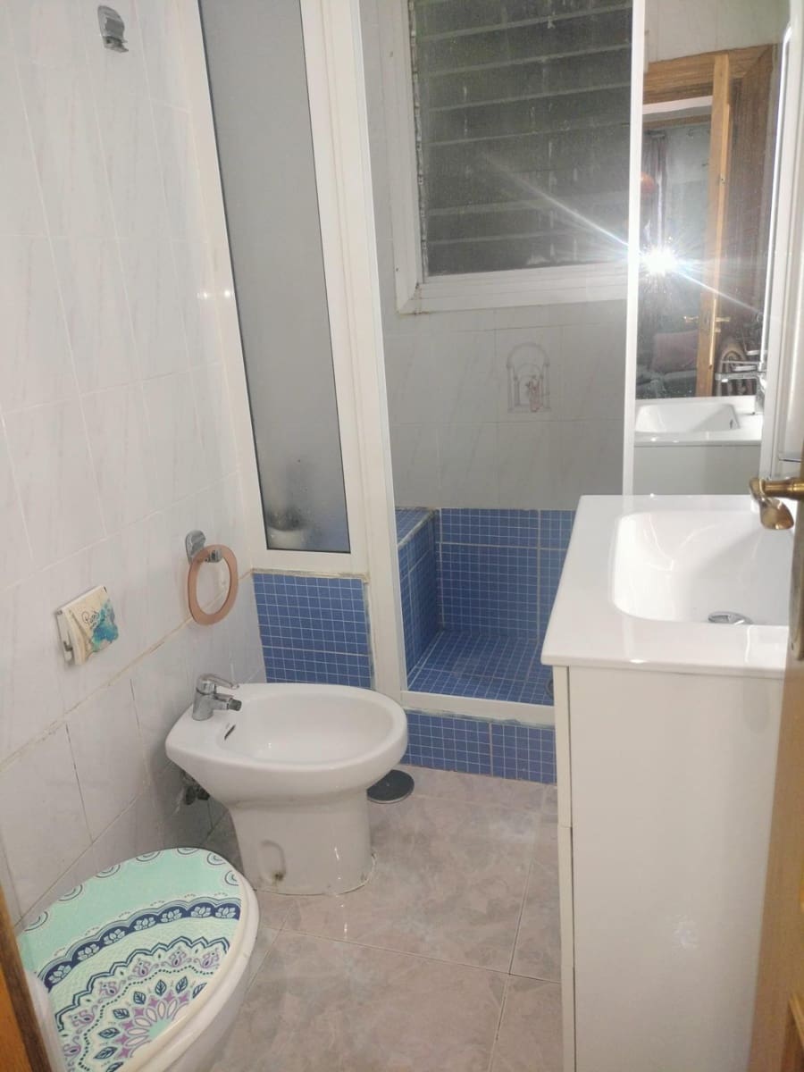 2 soverom Leilighet til salgs i Alicante by - € 84 000 (Ref: 10139739)