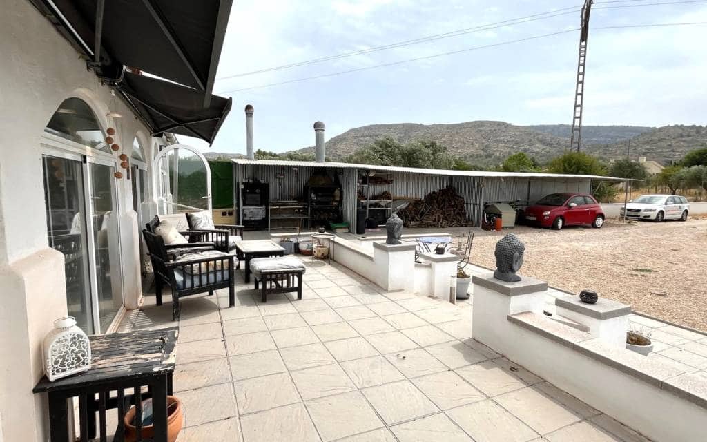 Finca/Casa Rural de 3 habitaciones en Sax en venta con piscina - 299.999 € (Ref: 10124770)