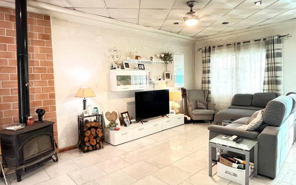 Finca/Casa Rural de 3 habitaciones en Sax en venta con piscina - 299.999 € (Ref: 10124770)