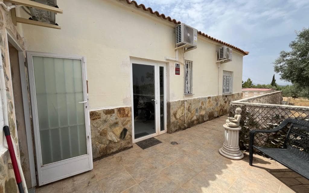 Finca/Casa Rural de 3 habitaciones en Sax en venta con piscina - 299.999 € (Ref: 10124770)