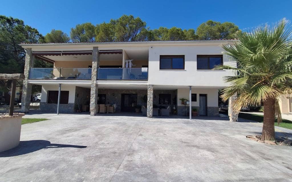 7 sovrum Villa till salu i Sax med pool garage - 599 995 € (Ref: 10130610)