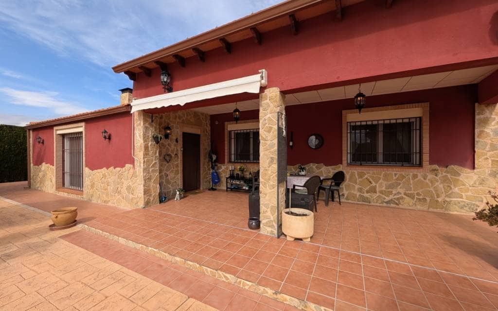 Finca/Casa Rural de 4 habitaciones en Sax en venta con piscina garaje - 399.995 € (Ref: 10138847)