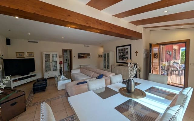 Finca/Casa Rural de 4 habitaciones en Sax en venta con piscina garaje - 399.995 € (Ref: 10138847)