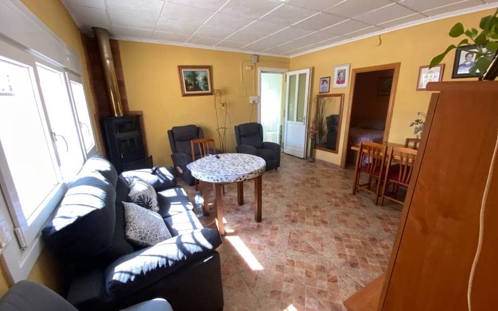 4 soveværelse Finca/Landehus til salg i Sax med swimmingpool garage - € 239.995 (Ref: 10155859)