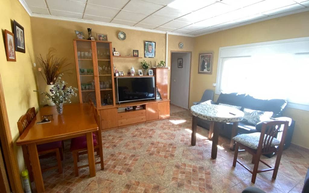 4 soveværelse Finca/Landehus til salg i Sax med swimmingpool garage - € 239.995 (Ref: 10155859)