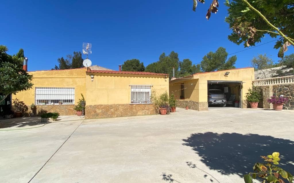 4 soveværelse Finca/Landehus til salg i Sax med swimmingpool garage - € 239.995 (Ref: 10155859)