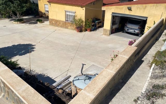 4 quarto Quinta/Casa Rural para venda em Sax com piscina garagem - 239 995 € (Ref: 10155859)