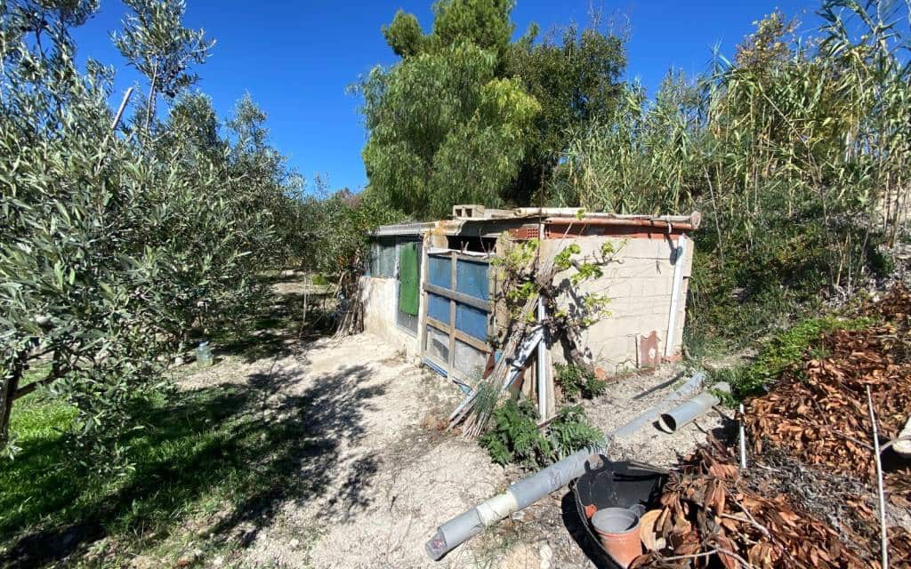 4 soveværelse Finca/Landehus til salg i Sax med swimmingpool garage - € 239.995 (Ref: 10155859)