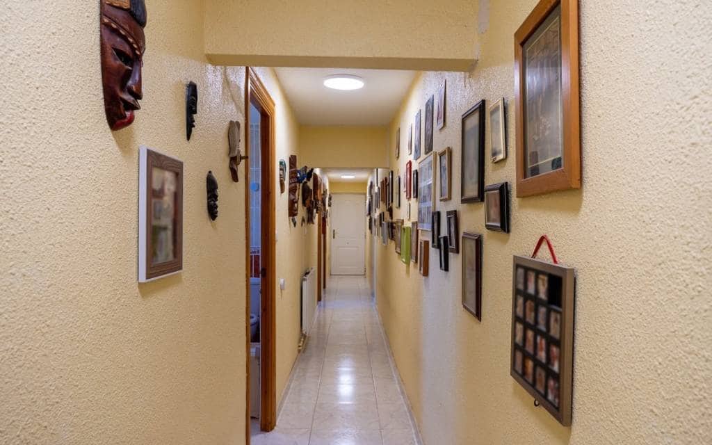 5 sypialnia Willa na sprzedaż w Villena z basenem garażem - 325 000 € (Ref: 10158688)