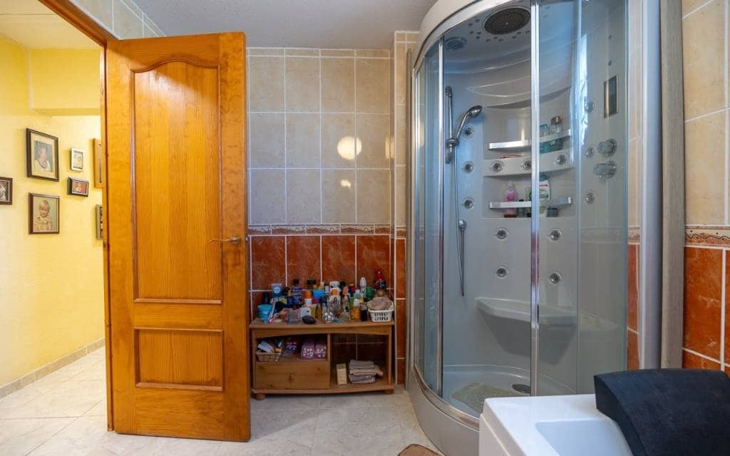 5 sypialnia Willa na sprzedaż w Villena z basenem garażem - 325 000 € (Ref: 10158688)