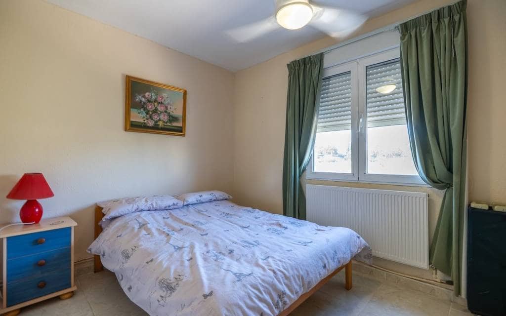 5 sypialnia Willa na sprzedaż w Villena z basenem garażem - 325 000 € (Ref: 10158688)