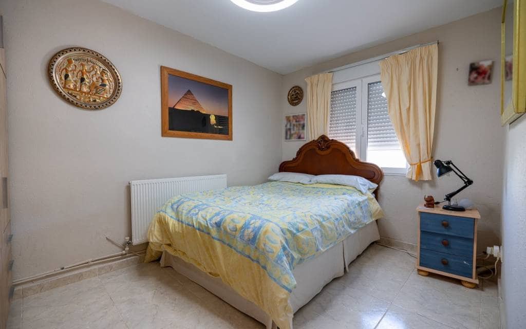 5 sypialnia Willa na sprzedaż w Villena z basenem garażem - 325 000 € (Ref: 10158688)