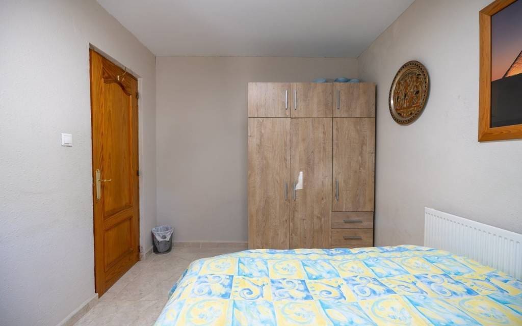5 sypialnia Willa na sprzedaż w Villena z basenem garażem - 325 000 € (Ref: 10158688)