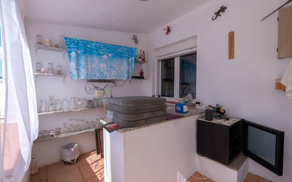 5 sypialnia Willa na sprzedaż w Villena z basenem garażem - 325 000 € (Ref: 10158688)