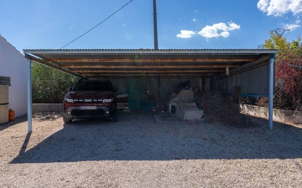 5 sypialnia Willa na sprzedaż w Villena z basenem garażem - 325 000 € (Ref: 10158688)