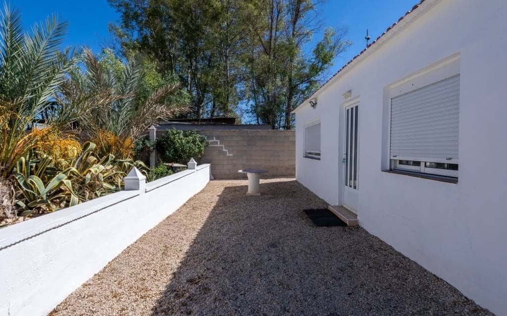 5 sypialnia Willa na sprzedaż w Villena z basenem garażem - 325 000 € (Ref: 10158688)